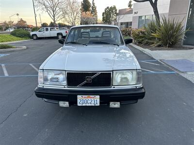 1987 Volvo 240 DL   - Photo 3 - Campbell, CA 95008