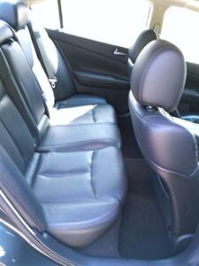 2009 Nissan Maxima 3.5 SV   - Photo 16 - Smithfield, NC 27577
