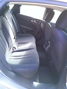 2015 Chrysler 200 Limited   - Photo 16 - Smithfield, NC 27577