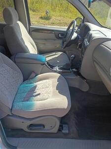 2004 GMC Envoy SLE   - Photo 17 - Smithfield, NC 27577