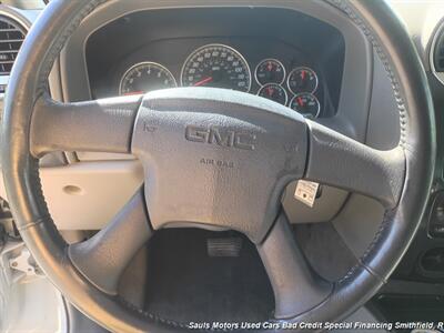 2004 GMC Envoy SLE   - Photo 10 - Smithfield, NC 27577