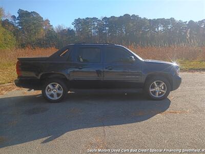 2007 Chevrolet Avalanche LS 1500   - Photo 4 - Smithfield, NC 27577