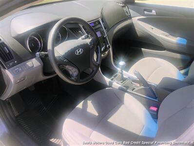 2011 Hyundai SONATA GLS   - Photo 15 - Smithfield, NC 27577