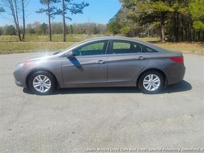 2011 Hyundai SONATA GLS   - Photo 8 - Smithfield, NC 27577