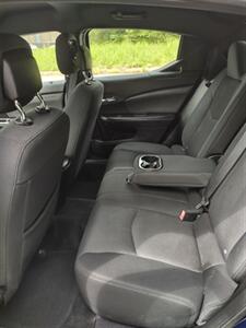 2014 Dodge Avenger SE - Photo 14 - Smithfield, NC 27577