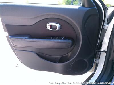 2015 Kia Soul + - Photo 9 - Smithfield, NC 27577