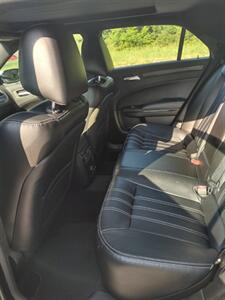 2013 Chrysler 300 Series S   - Photo 14 - Smithfield, NC 27577