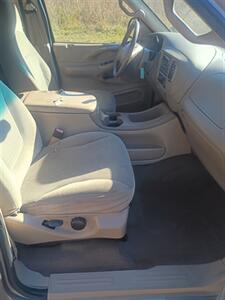 2002 Ford Expedition XLT   - Photo 18 - Smithfield, NC 27577