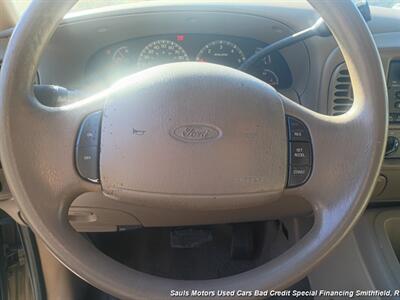 2002 Ford Expedition XLT   - Photo 10 - Smithfield, NC 27577