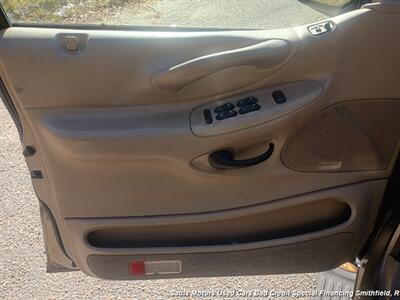 2002 Ford Expedition XLT   - Photo 9 - Smithfield, NC 27577