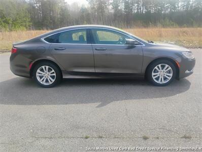 2015 Chrysler 200 Limited   - Photo 4 - Smithfield, NC 27577