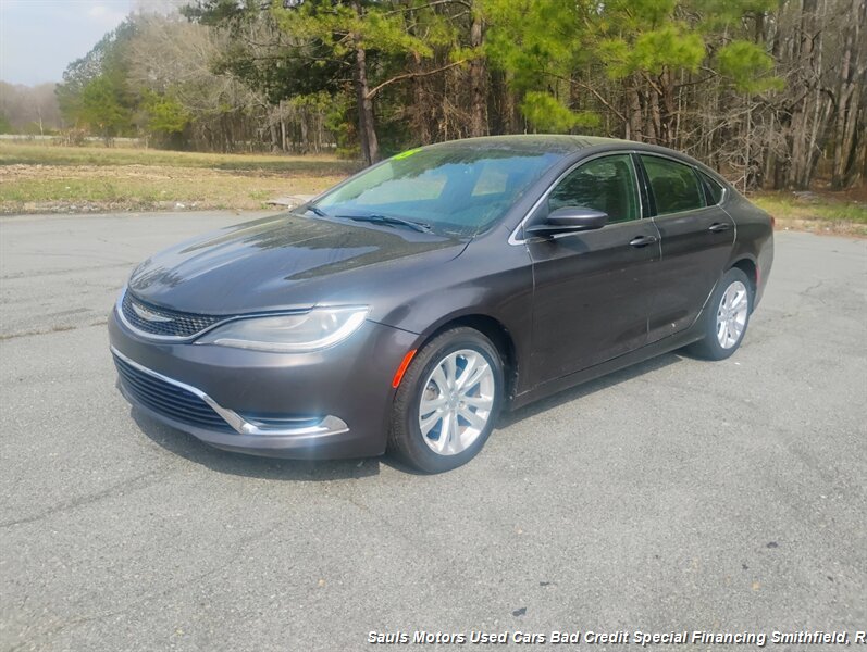2015 Chrysler 200 Limited  