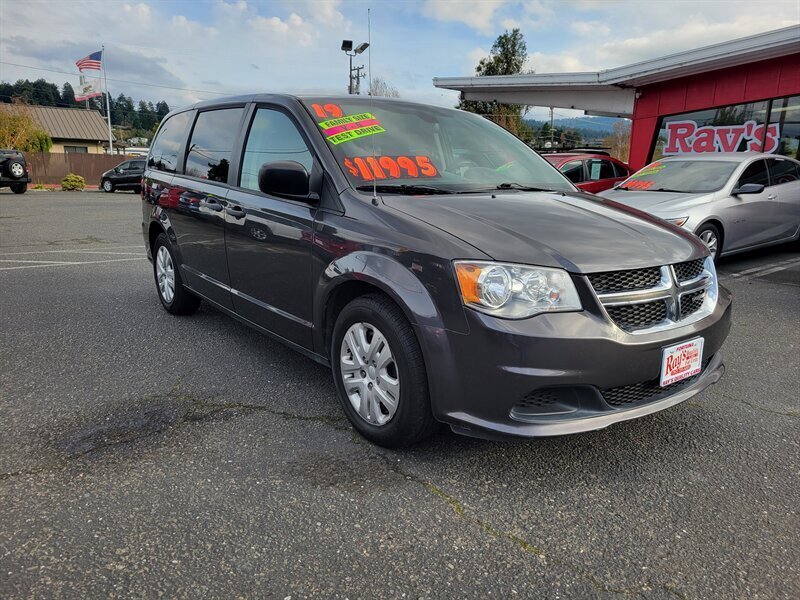 2019 Dodge Grand Caravan SE  