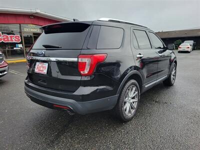 2017 Ford Explorer Limited   - Photo 13 - Fortuna, CA 95540