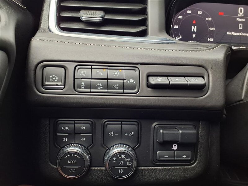 2023 GMC Yukon Denali Ultimate - Photo 15 - Carmichaels, PA 15320