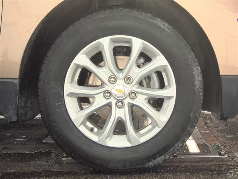 2018 Chevrolet Equinox LT - Photo 8 - Carmichaels, PA 15320