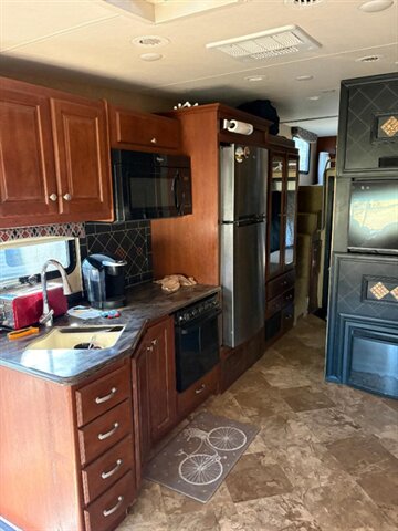 2016 Ford outlaw Thor - Photo 8 - Carmichaels, PA 15320