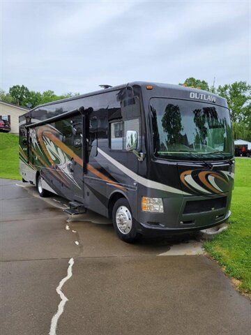 2016 Ford outlaw Thor - Photo 2 - Carmichaels, PA 15320