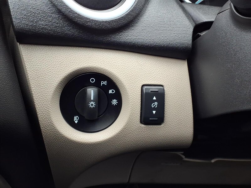 2016 Ford Fiesta Titanium - Photo 14 - Carmichaels, PA 15320