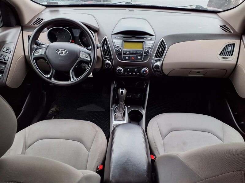 2015 Hyundai TUCSON GLS - Photo 9 - Carmichaels, PA 15320