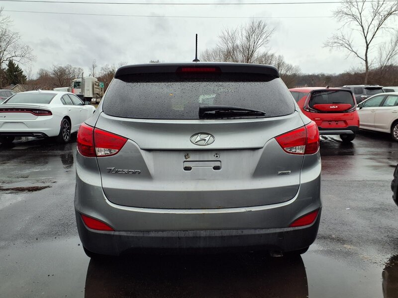 2015 Hyundai TUCSON GLS - Photo 3 - Carmichaels, PA 15320