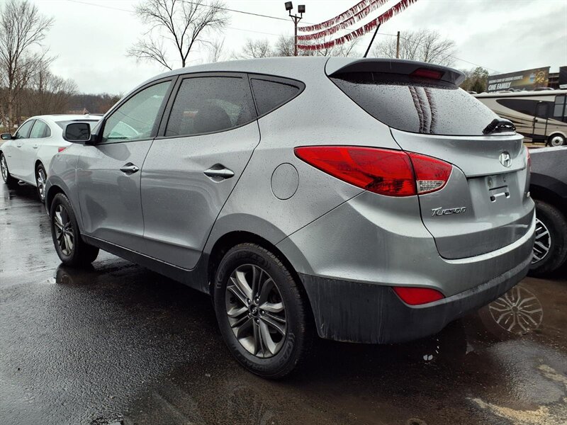 2015 Hyundai TUCSON GLS - Photo 2 - Carmichaels, PA 15320