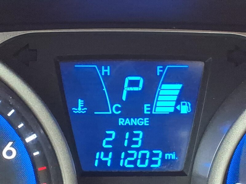 2015 Hyundai TUCSON GLS - Photo 15 - Carmichaels, PA 15320