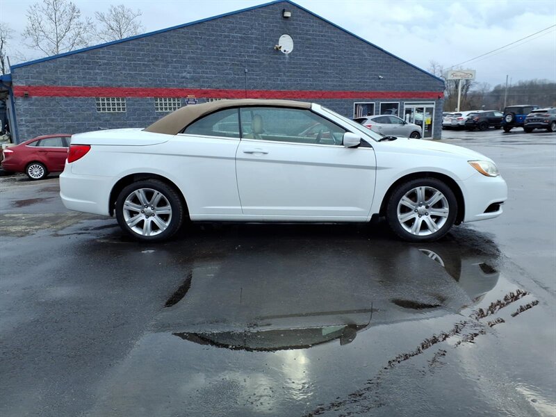 2012 Chrysler 200 Touring - Photo 3 - Carmichaels, PA 15320