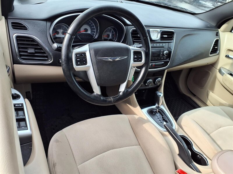 2012 Chrysler 200 Touring - Photo 10 - Carmichaels, PA 15320