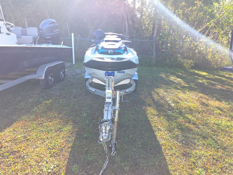 2023 Sea-Doo BRP GTX 230 170 - Photo 2 - Carmichaels, PA 15320