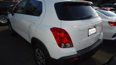 2016 Chevrolet Trax LS - Photo 6 - Van Nuys, CA 91405