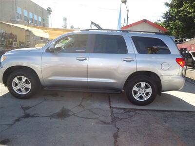 2013 Toyota Sequoia SR5   - Photo 6 - Van Nuys, CA 91405