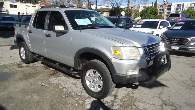 2010 Ford Explorer Sport Trac XLT   - Photo 1 - Van Nuys, CA 91405