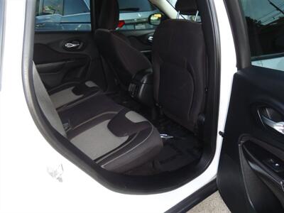 2015 Jeep Cherokee Sport   - Photo 13 - Van Nuys, CA 91405