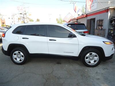 2015 Jeep Cherokee Sport   - Photo 6 - Van Nuys, CA 91405