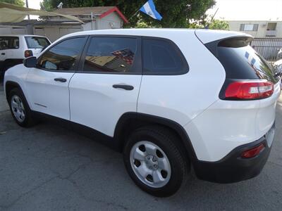 2015 Jeep Cherokee Sport   - Photo 9 - Van Nuys, CA 91405
