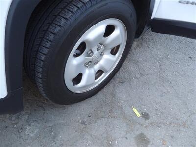 2015 Jeep Cherokee Sport   - Photo 25 - Van Nuys, CA 91405