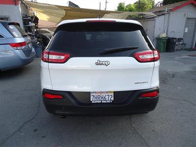 2015 Jeep Cherokee Sport   - Photo 10 - Van Nuys, CA 91405
