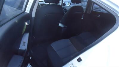2017 Kia Forte S   - Photo 9 - Van Nuys, CA 91405
