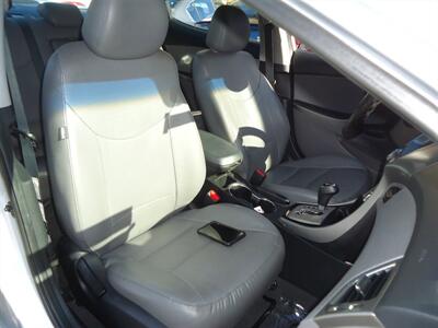 2013 Hyundai ELANTRA Limited   - Photo 9 - Van Nuys, CA 91405