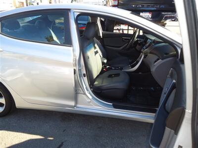 2013 Hyundai ELANTRA Limited   - Photo 10 - Van Nuys, CA 91405