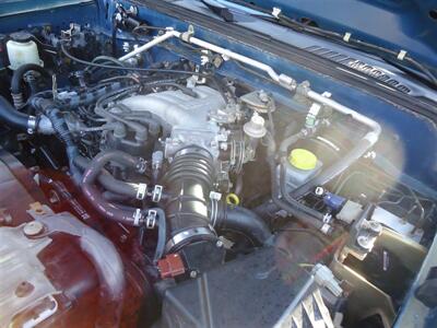 2004 Nissan Frontier XE-V6   - Photo 22 - Van Nuys, CA 91405