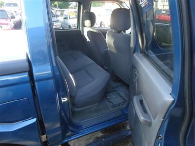 2004 Nissan Frontier XE-V6   - Photo 12 - Van Nuys, CA 91405