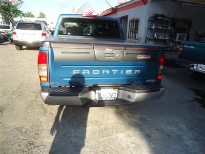 2004 Nissan Frontier XE-V6   - Photo 9 - Van Nuys, CA 91405