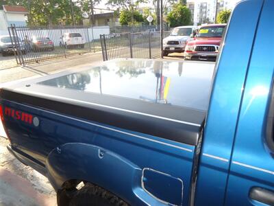 2004 Nissan Frontier XE-V6   - Photo 11 - Van Nuys, CA 91405