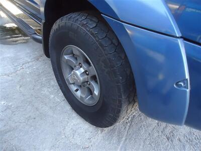 2004 Nissan Frontier XE-V6   - Photo 23 - Van Nuys, CA 91405