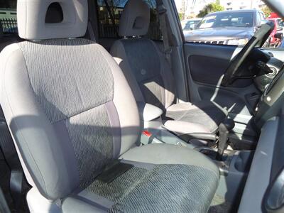 2003 Toyota RAV4   - Photo 11 - Van Nuys, CA 91405