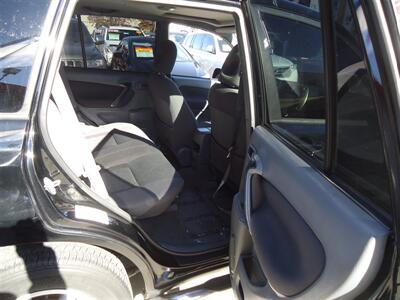 2003 Toyota RAV4   - Photo 9 - Van Nuys, CA 91405
