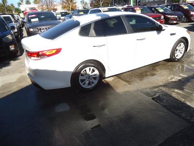 2016 Kia Optima LX   - Photo 4 - Van Nuys, CA 91405