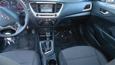 2019 Hyundai ACCENT SE - Photo 16 - Van Nuys, CA 91405